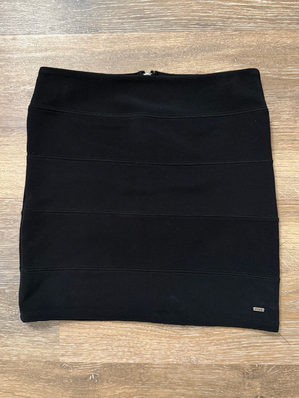 PINK Victoria Secret Black Bodycon Bandage Mini Skirt XS 2010